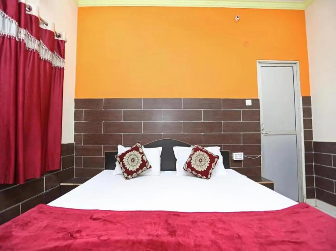 Bedroom 5, Goroomgo New Ashiyana Palace Near Railway Station Varanasi, Varanasi