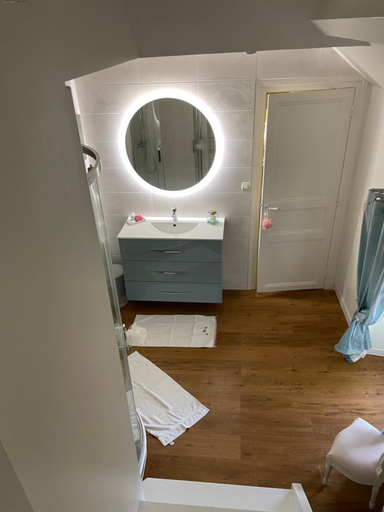 Bathroom, Chateau de varaize, Charente-Maritime