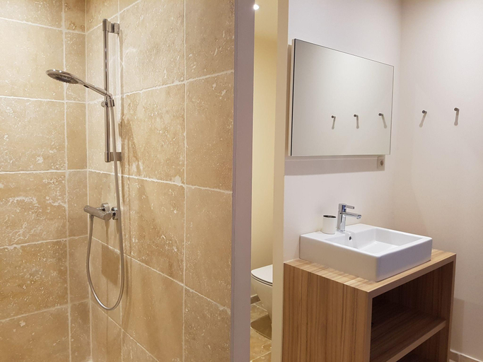 Bathroom 3, Peaceful Retreat in Villeseque, Aude
