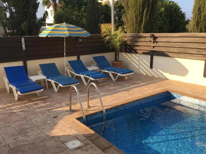 Sport & Beauty 3, Luxury Villa - Private Pool and Wifi Perfect location for a holiday