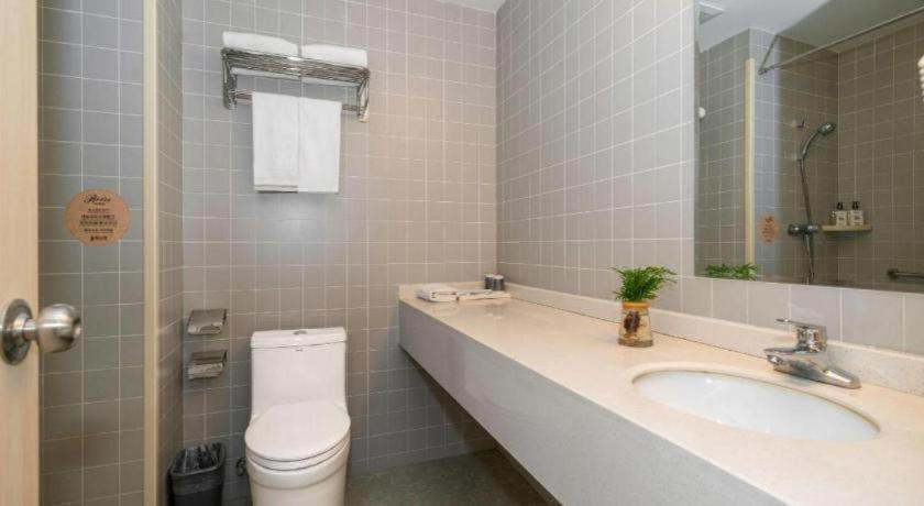 Bathroom 3, Jinjiang Inn Xi'an FengCheng Five Road, Xi'an