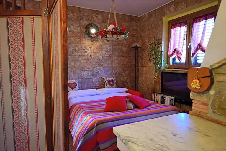 Bedroom 2, B&B Villa Passero, Teramo