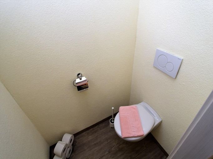 Bathroom 3, Chalet in Turracherhohe with Ski-inSki-out, Murau