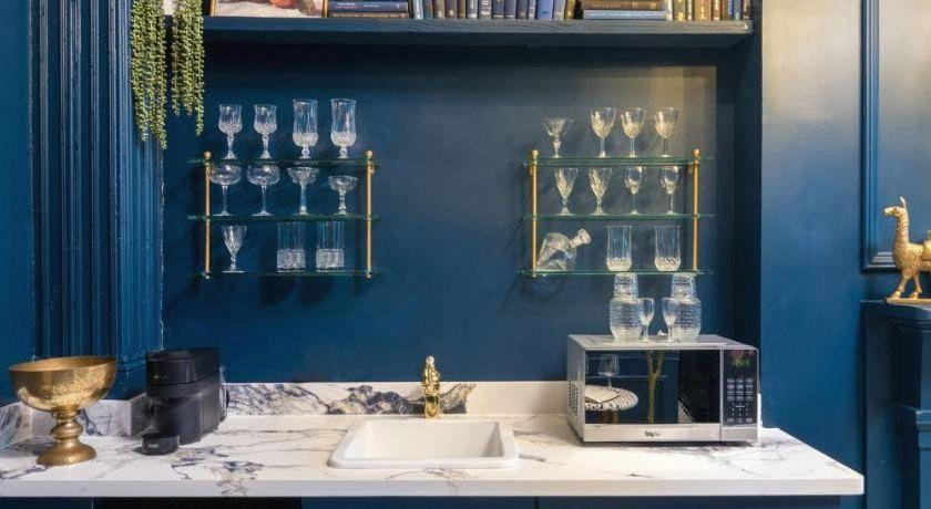 Food & Drinks 5, French Quarter Mansion, Orleans