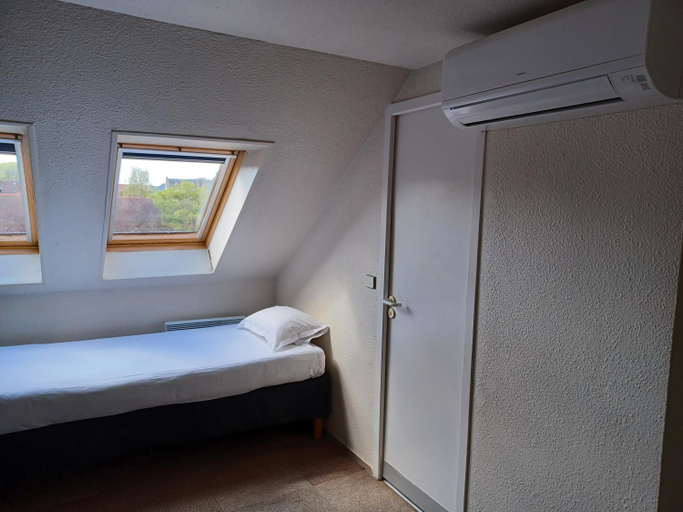 Bedroom, Etampes Kyriad, Essonne
