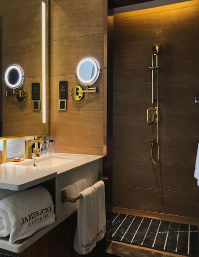 Bathroom, James Joyce Coffetel Anyang Railway Station Wenfeng Avenue Yinxu Scenic Spot, Anyang