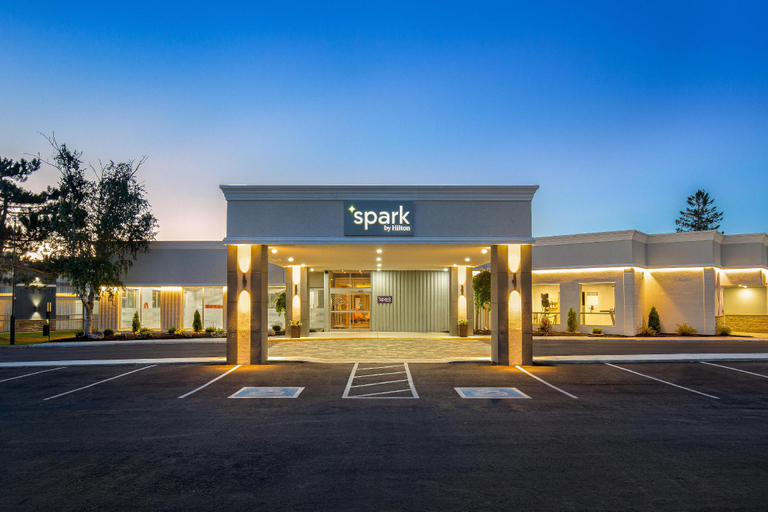 Exterior & Views 2, Spark by Hilton Owen Sound, Grey