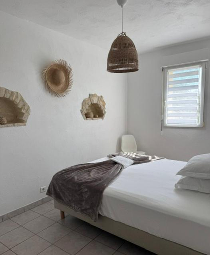 Bedroom 2, L'arbre qui chante, Ardèche
