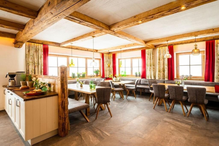Dining 2, Ferienhaus Mandlberggut by Apart4you, Sankt Johann im Pongau