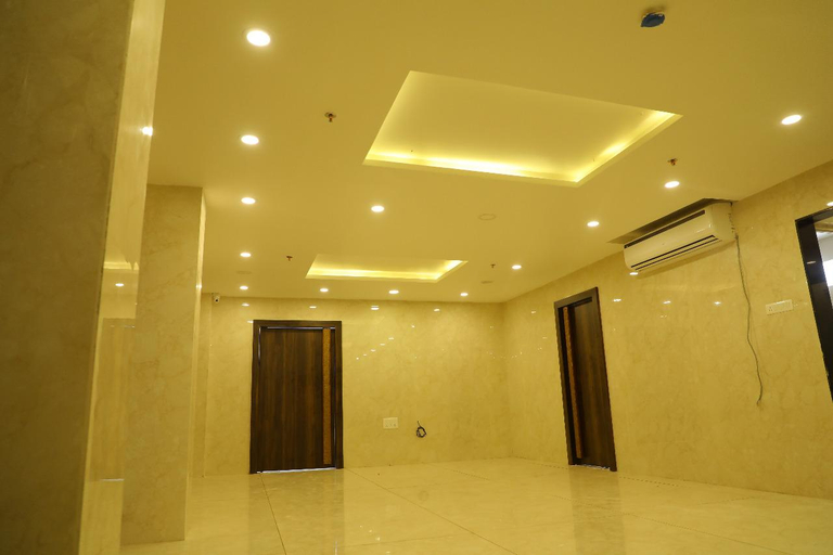Others 4, Hotel Sun square, Krishna