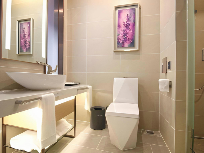 Bathroom 3, Lavande Hotel Huizhou Shiwan, Huizhou