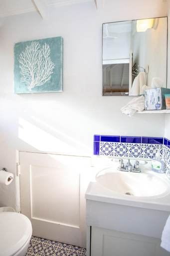 Bathroom 3, 1002 E Oceanfront, Orange