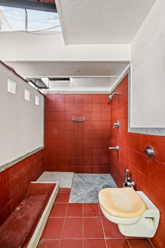Bathroom 3, Namma Woodland Triplex Villa, Bangalore
