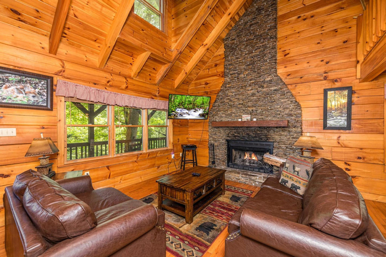 3, Pigeon Forge Cabin Game Room Dog Friendly Hot Tub, Sevier