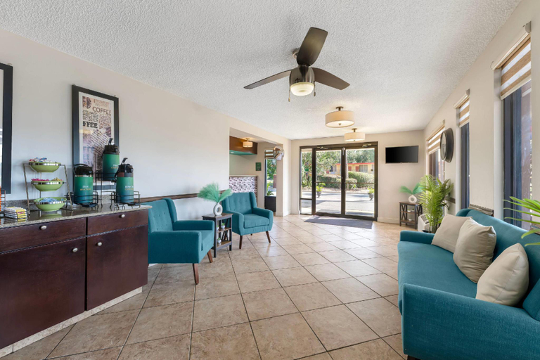 Others 5, Quality Inn & Suites Live Oak I-10 Exit 283, Suwannee