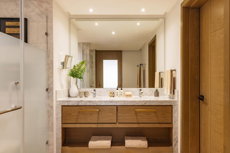 Bathroom 5, Paradisus Grand Cana - All Suites - All Inclusive, Salvaleon de Higuey
