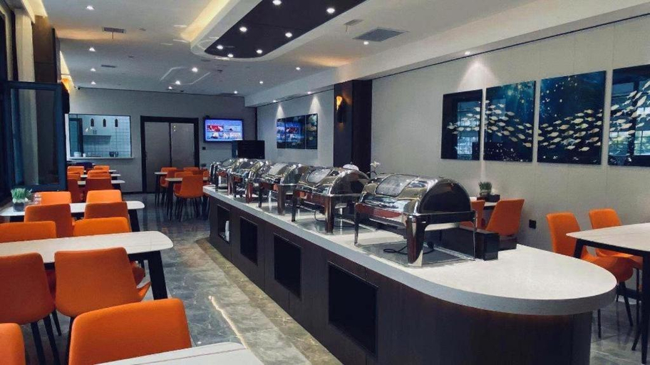 Food & Drinks 4, GreenTree Inn Express Datong High-Speed Railway Station Wanda Plaza Fangte, Datong