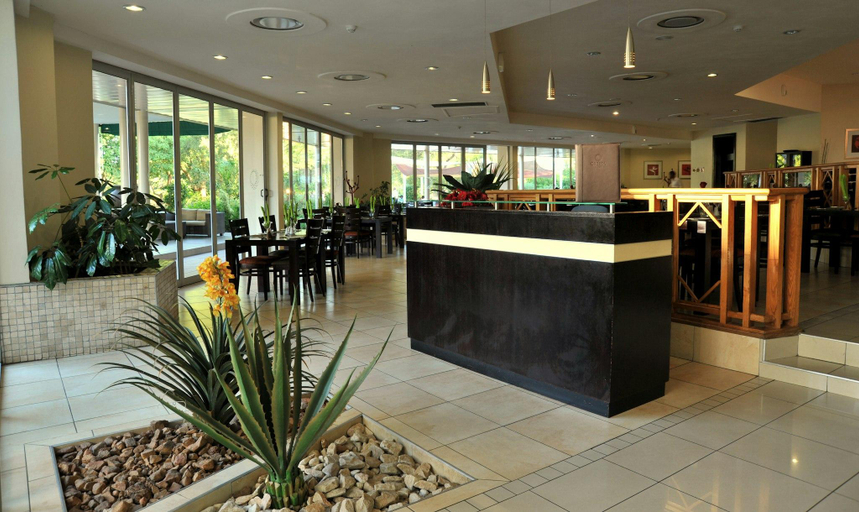 Food & Drinks 5, Cresta Lodge Hotel, Gaborone