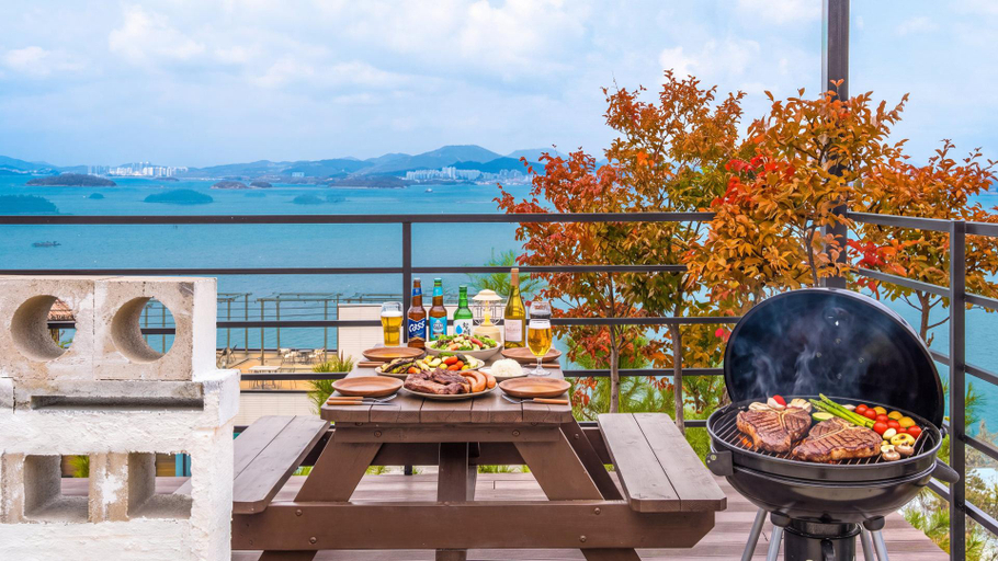 Food & Drinks 4, Yeosu Hemiswi SPA Pension, Yeosu