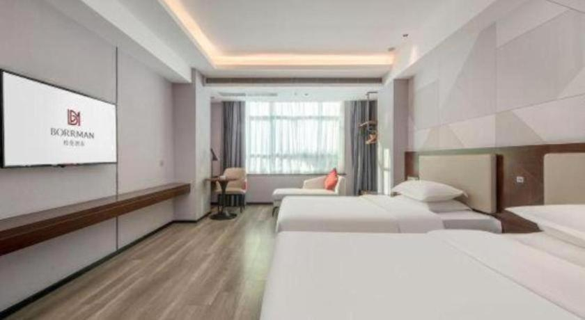 Bedroom 2, Borrman Hotel Yunfu Xinxing County Bus Station, Yunfu