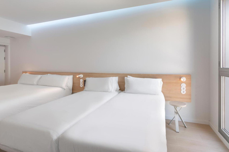 Bedroom 3, B&B HOTEL Lleida, Lleida