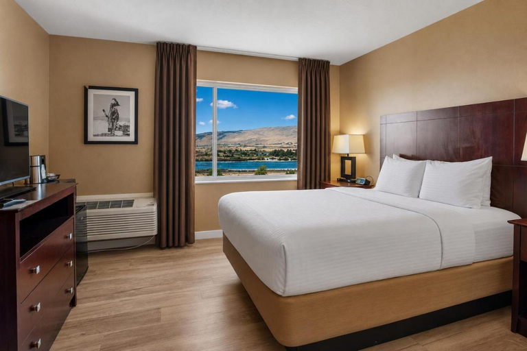 Bedroom 2, Celilo Inn, Wasco