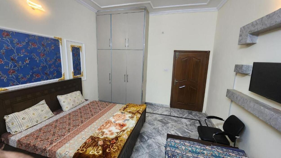 Bedroom 3, Darul Khair, Lahore