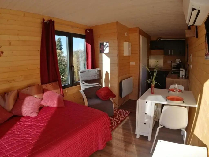 Bedroom 2, Les lodges de l'oliveraie de Virevent, Alpes-Maritimes
