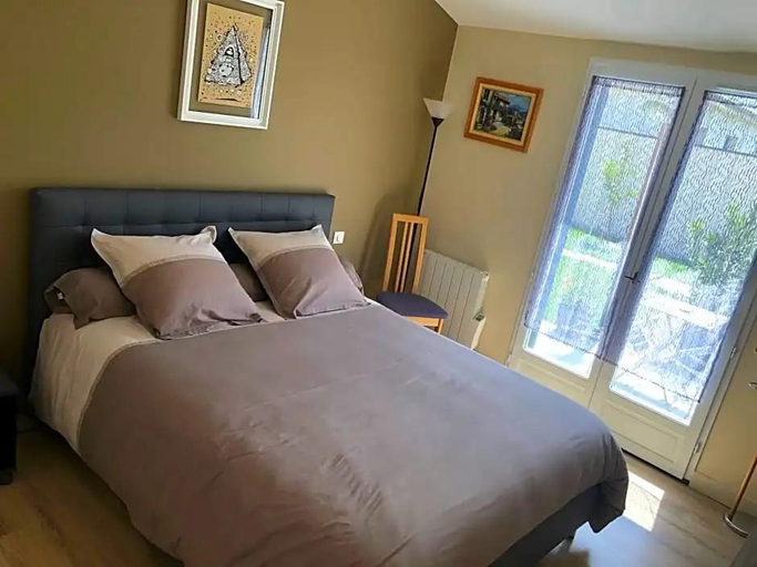 Bedroom, La Pepiniere, Gironde