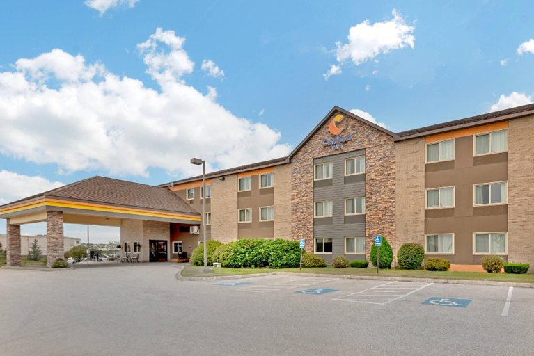 Exterior & Views 1, Comfort Inn Bangor North, Penobscot