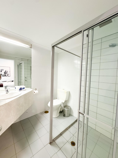 Bathroom 3, Studio427/247  gouger st ex hotel room in city, Adelaide