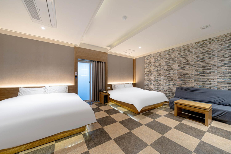 Bedroom 3, Airport Hotel Busan, Gangseo