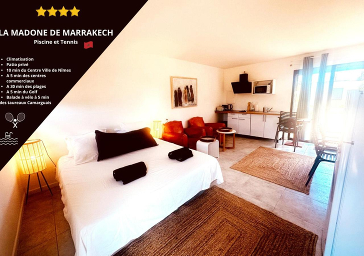 Bedroom 2, Les Madones, Gard