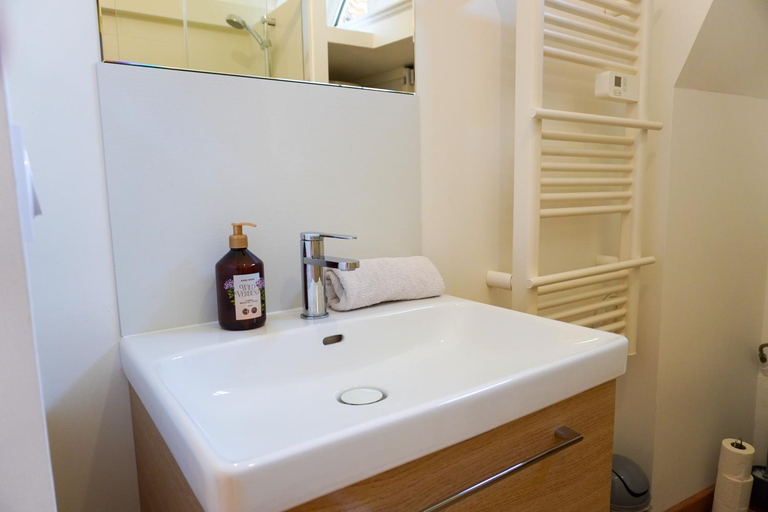 Bathroom 3, Hotes de Saint Emilion, Gironde
