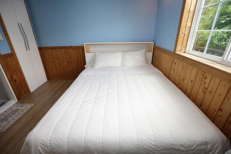 Bedroom 2, Damyang Chuwol Mountain Pension Under the Stars, Sunchang