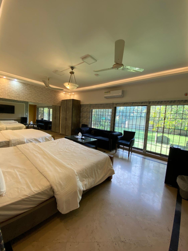 Bedroom, Embassy Lodge, Islamabad