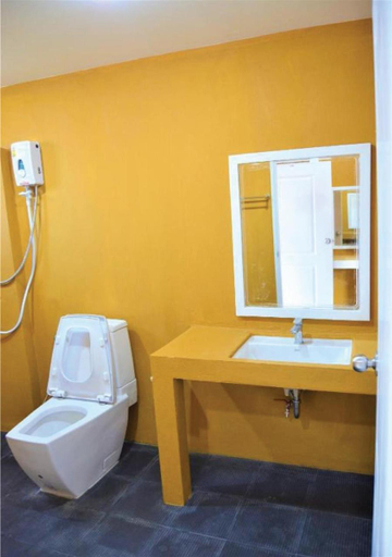 Bathroom 4, World Cat Hotel & Resort, Bang Saphan