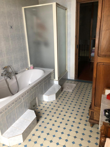 Bathroom, Chez Fleur, Vaucluse