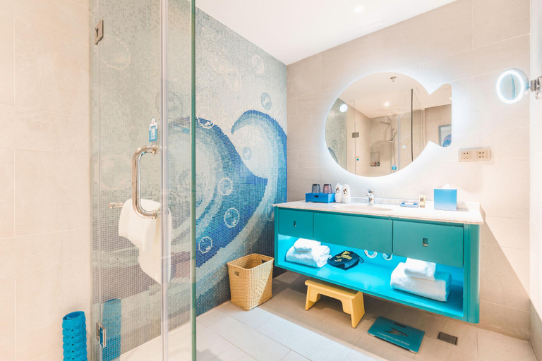 Bathroom 5, Shanghai Haichang Ocean Park Theme Resort Hotel, Shanghai