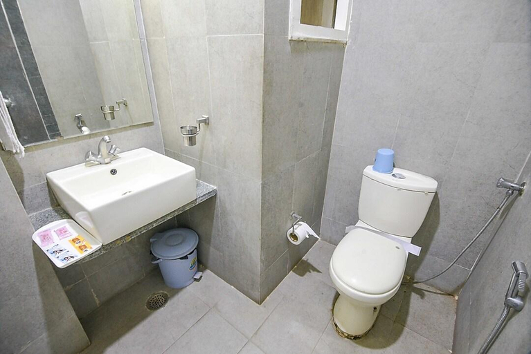 Bathroom, Hotel Royal Villas, Bhopal