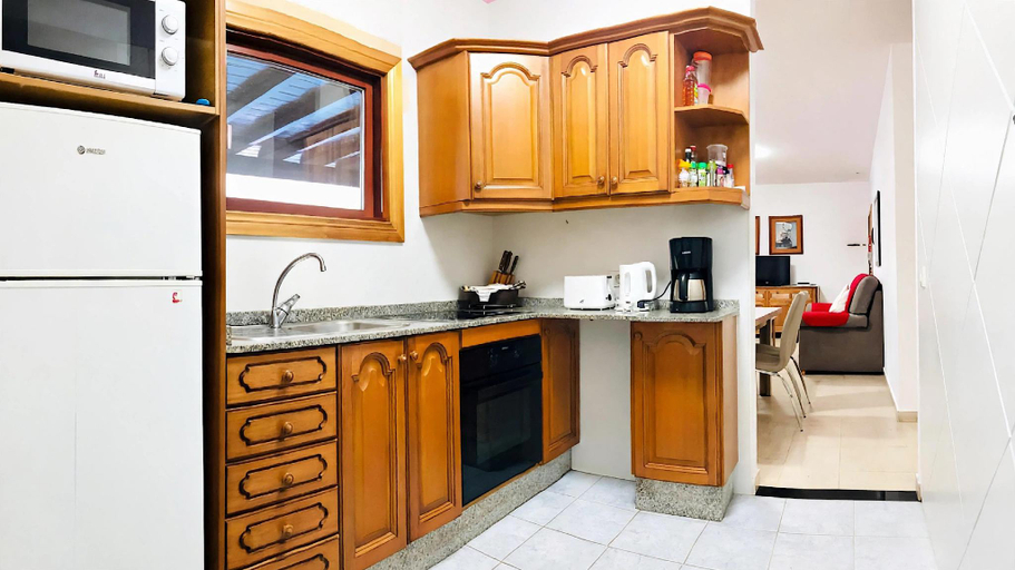 Others 5, Villa Neptuno with private pool, sea view, Sat-tv free Wifi, Las Palmas