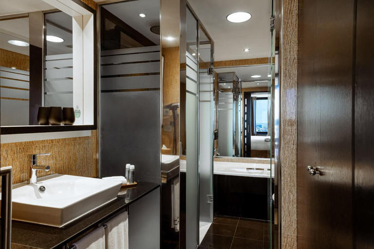 Bathroom 5, Meliá Barcelona Sarrià, Barcelona