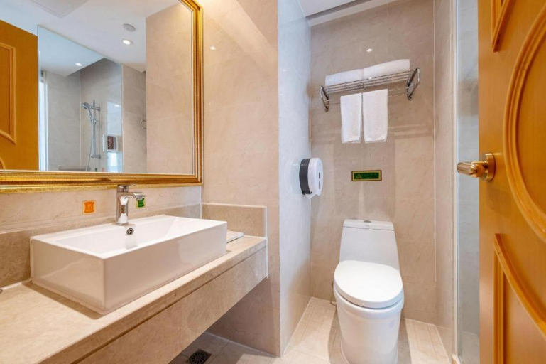 Bathroom 3, Vienna Hotel Shenzhen Qinghu Metro Station, Shenzhen