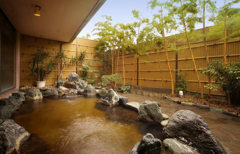 Others 4, hamamurasaki, Shirako