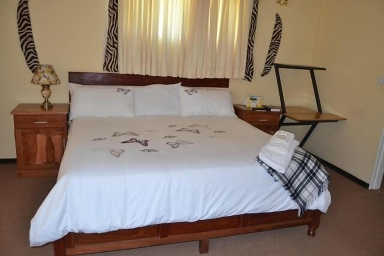 Bedroom 2, Ebuhleni Guest Lodge, Bulawayo