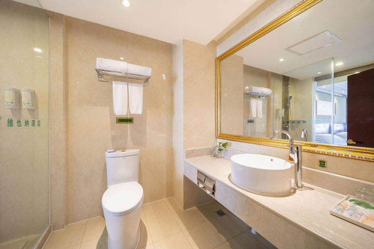 Bathroom 4, Vienna Hotel Guilin North High Speed Raiway Station, Guilin