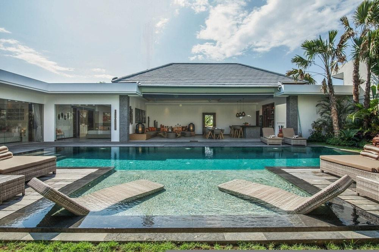Exterior view 4, VILLA 15 · Stunning 6 BR Villa 400m to Beach, Badung