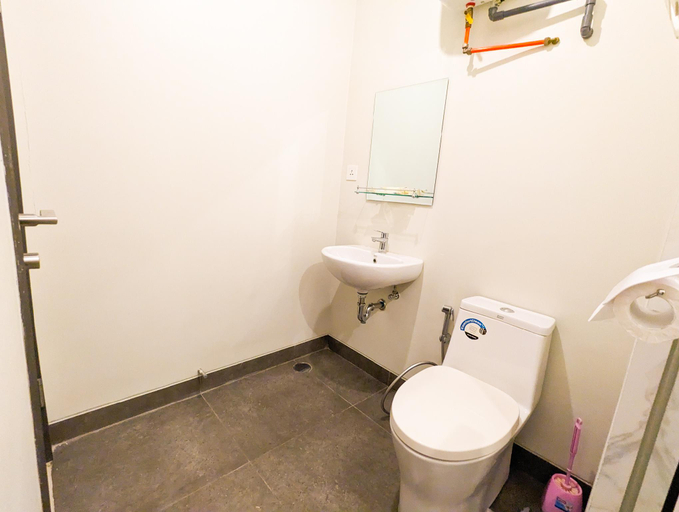 Bathroom 4, Lovina 7-AA at One Residence, Batam