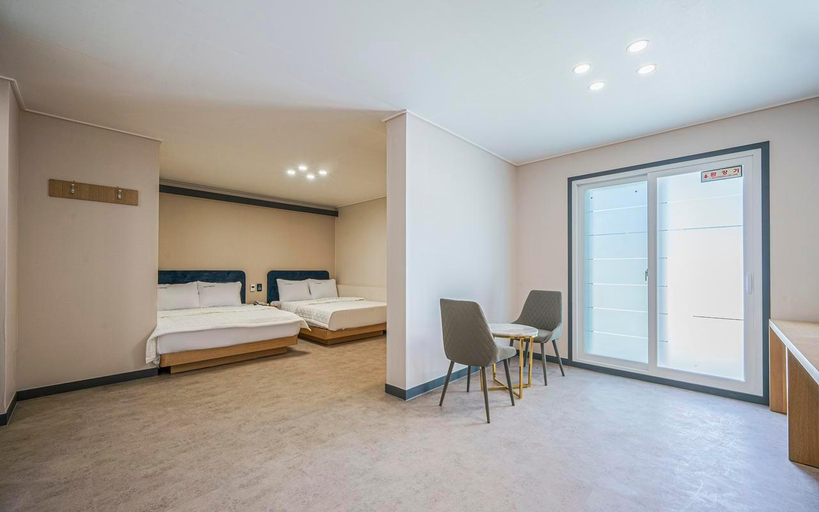 Bedroom 2, Geochang A&D (And), Geochang