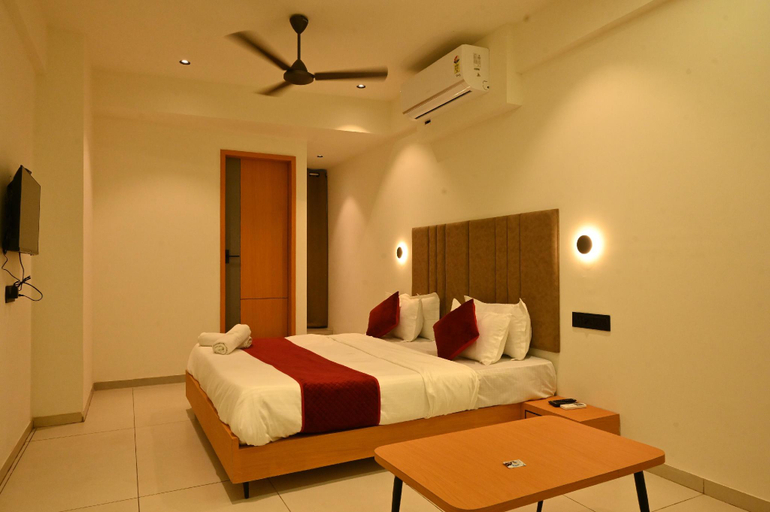 Bedroom 3, Hotel Rio Orbit, Rajkot
